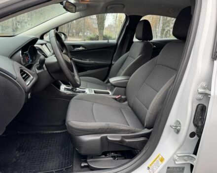 Белый Шевроле Круз, объемом двигателя 1.4 л и пробегом 145 тыс. км за 8900 $, фото 11 на Automoto.ua