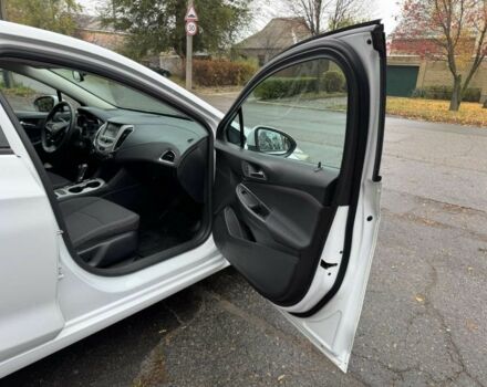 Белый Шевроле Круз, объемом двигателя 1.4 л и пробегом 145 тыс. км за 8900 $, фото 16 на Automoto.ua