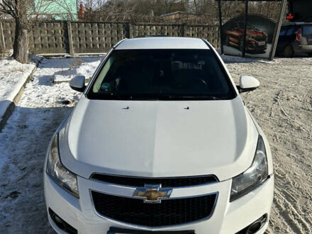 Білий Шевроле Круз, об'ємом двигуна 2 л та пробігом 249 тис. км за 6200 $, фото 1 на Automoto.ua