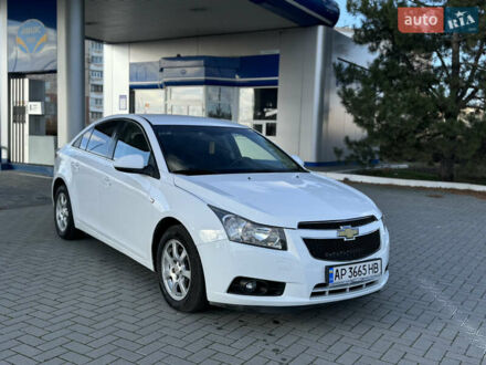 Білий Шевроле Круз, об'ємом двигуна 2 л та пробігом 186 тис. км за 6300 $, фото 1 на Automoto.ua