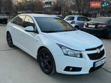 Белый Шевроле Круз, объемом двигателя 1.8 л и пробегом 144 тыс. км за 6950 $, фото 1 на Automoto.ua