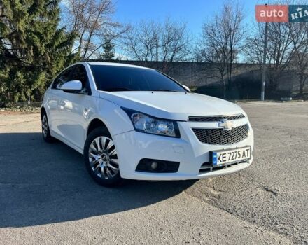 Белый Шевроле Круз, объемом двигателя 1.8 л и пробегом 214 тыс. км за 6000 $, фото 1 на Automoto.ua