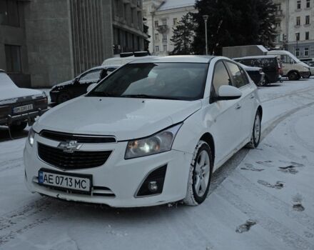 Белый Шевроле Круз, объемом двигателя 1.8 л и пробегом 215 тыс. км за 3899 $, фото 1 на Automoto.ua