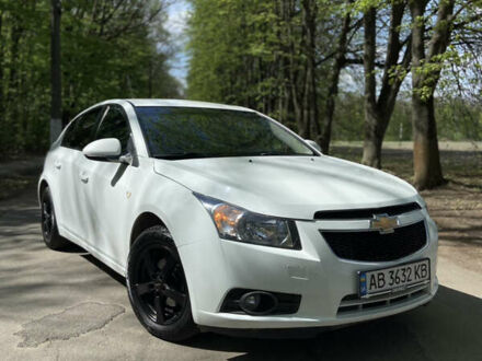 Шевроле Круз 2012 в Виннице на Automoto.ua Белый Шевроле Круз, объемом двигателя 1.6 л и пробегом 162 тыс. км за 5799 $, фото 1 на Automoto.ua