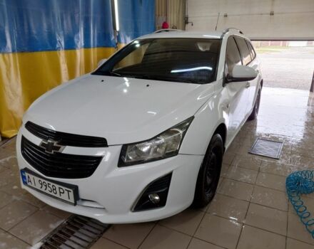 Белый Шевроле Круз, объемом двигателя 1.4 л и пробегом 190 тыс. км за 5303 $, фото 1 на Automoto.ua