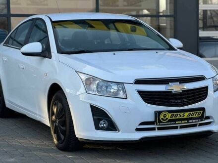 Шевроле Круз 2013 в Ивано-Франковске на Automoto.ua Белый Шевроле Круз, объемом двигателя 1.6 л и пробегом 145 тыс. км за 7500 $, фото 1 на Automoto.ua