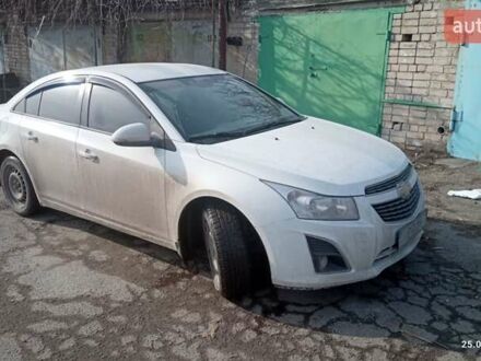 Шевроле Круз 2013 у Дніпро (Дніпропетровську) на Automoto.ua Білий Шевроле Круз, об'ємом двигуна 1.8 л та пробігом 192 тис. км за 8000 $, фото 1 на Automoto.ua
