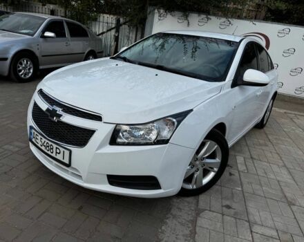 Белый Шевроле Круз, объемом двигателя 2 л и пробегом 190 тыс. км за 7700 $, фото 1 на Automoto.ua