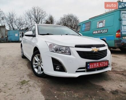 Белый Шевроле Круз, объемом двигателя 1.6 л и пробегом 225 тыс. км за 7300 $, фото 1 на Automoto.ua