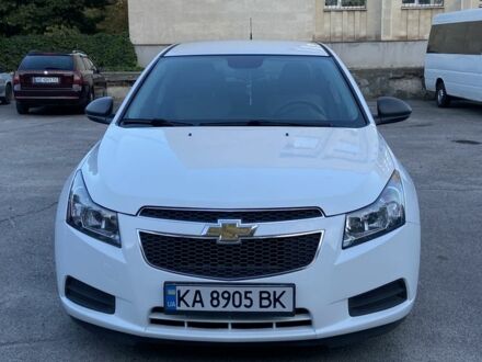 Белый Шевроле Круз, объемом двигателя 1.8 л и пробегом 199 тыс. км за 7900 $, фото 1 на Automoto.ua