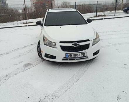 Белый Шевроле Круз, объемом двигателя 1.4 л и пробегом 155 тыс. км за 7700 $, фото 1 на Automoto.ua