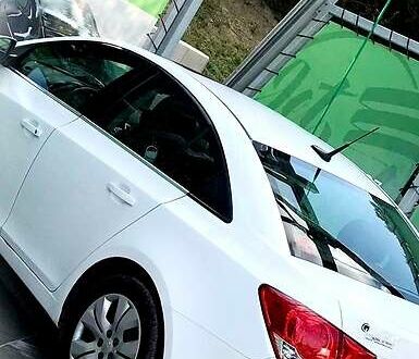 Шевроле Круз 2014 в Межгорье на Automoto.ua Белый Шевроле Круз, объемом двигателя 1.4 л и пробегом 178 тыс. км за 8600 $, фото 1 на Automoto.ua