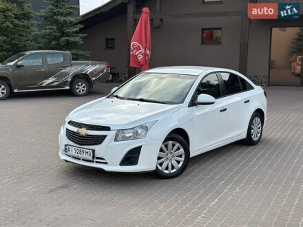 Белый Шевроле Круз, объемом двигателя 1.6 л и пробегом 218 тыс. км за 6350 $, фото 1 на Automoto.ua
