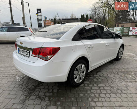 Белый Шевроле Круз, объемом двигателя 1.8 л и пробегом 195 тыс. км за 7499 $, фото 1 на Automoto.ua