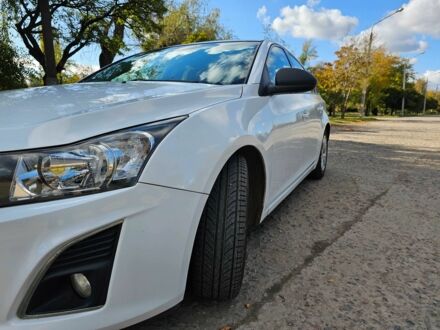 Шевроле Круз 2015 в Кривом Роге на Automoto.ua Белый Шевроле Круз, объемом двигателя 1.8 л и пробегом 237 тыс. км за 7250 $, фото 1 на Automoto.ua