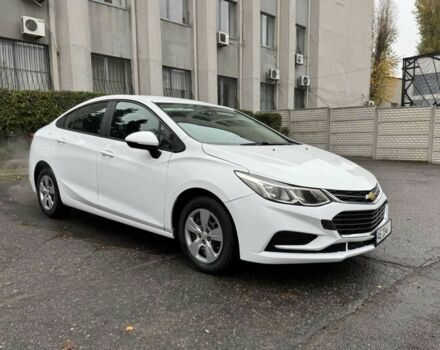 Белый Шевроле Круз, объемом двигателя 1.4 л и пробегом 145 тыс. км за 8900 $, фото 1 на Automoto.ua