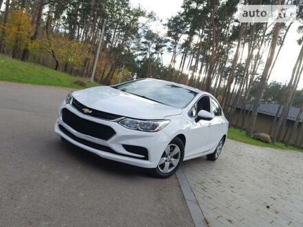 Шевроле Круз 2017 у Житомирі на Automoto.ua Білий Шевроле Круз, об'ємом двигуна 1.4 л та пробігом 91 тис. км за 9950 $, фото 1 на Automoto.ua