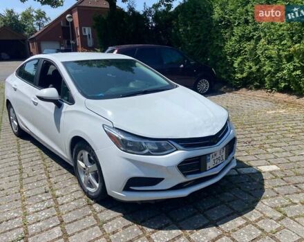 Белый Шевроле Круз, объемом двигателя 1.4 л и пробегом 95 тыс. км за 8500 $, фото 1 на Automoto.ua