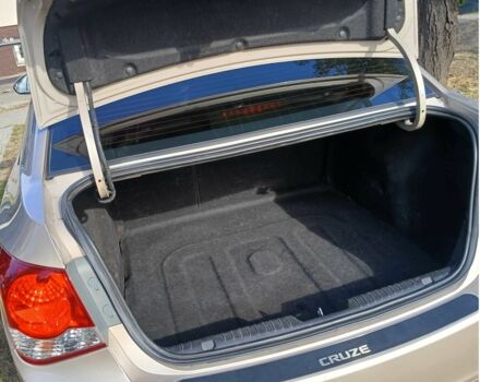 Бежевый Шевроле Круз, объемом двигателя 1.8 л и пробегом 176 тыс. км за 6700 $, фото 5 на Automoto.ua