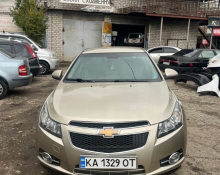 Бежевый Шевроле Круз, объемом двигателя 1.8 л и пробегом 420 тыс. км за 5550 $, фото 4 на Automoto.ua