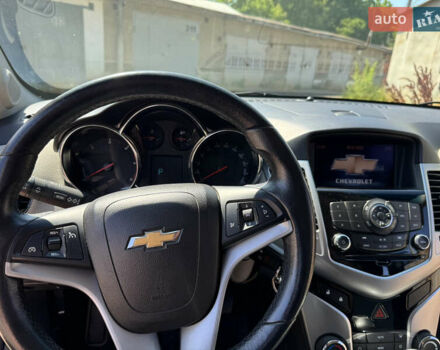 Бежевий Шевроле Круз, об'ємом двигуна 2 л та пробігом 203 тис. км за 8000 $, фото 15 на Automoto.ua