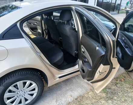 Бежевый Шевроле Круз, объемом двигателя 1.8 л и пробегом 176 тыс. км за 6700 $, фото 7 на Automoto.ua