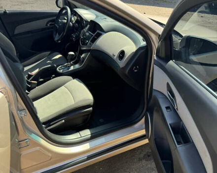 Бежевий Шевроле Круз, об'ємом двигуна 2 л та пробігом 203 тис. км за 8000 $, фото 8 на Automoto.ua