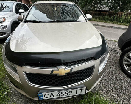 Бежевый Шевроле Круз, объемом двигателя 1.6 л и пробегом 273 тыс. км за 6200 $, фото 2 на Automoto.ua