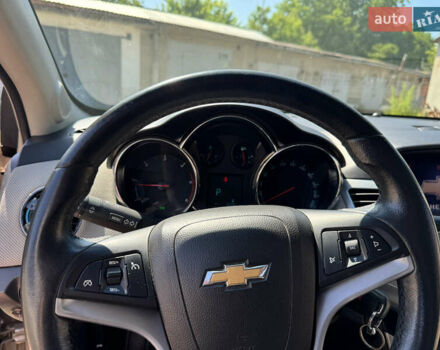 Бежевий Шевроле Круз, об'ємом двигуна 2 л та пробігом 203 тис. км за 8000 $, фото 18 на Automoto.ua