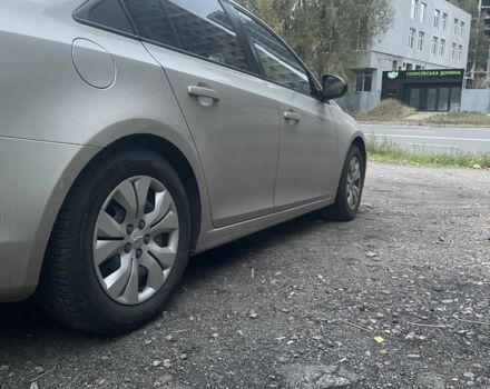 Шевроле Круз 2014 в Вышгороде на Automoto.ua Бежевый Шевроле Круз, объемом двигателя 1.8 л и пробегом 126 тыс. км за 6300 $, фото 5 на Automoto.ua