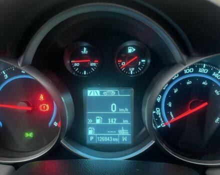 Шевроле Круз 2014 в Вышгороде на Automoto.ua Бежевый Шевроле Круз, объемом двигателя 1.8 л и пробегом 126 тыс. км за 6300 $, фото 6 на Automoto.ua