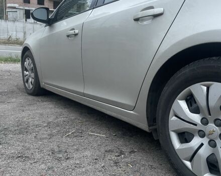 Шевроле Круз 2014 в Вышгороде на Automoto.ua Бежевый Шевроле Круз, объемом двигателя 1.8 л и пробегом 126 тыс. км за 6300 $, фото 4 на Automoto.ua