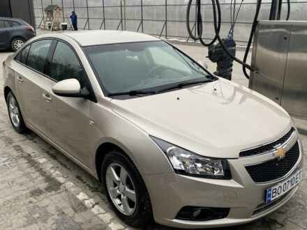 Шевроле Круз 2011 у Тернополі на Automoto.ua Бежевий Шевроле Круз, об'ємом двигуна 1.6 л та пробігом 164 тис. км за 6499 $, фото 1 на Automoto.ua