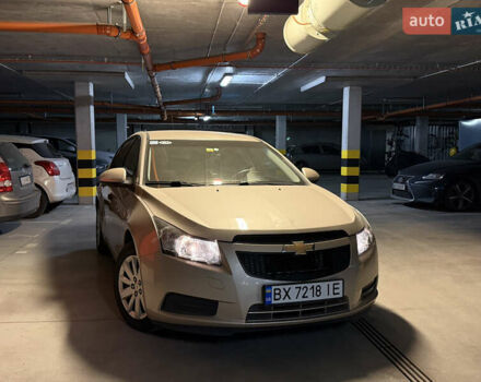 Бежевый Шевроле Круз, объемом двигателя 1.6 л и пробегом 98 тыс. км за 7700 $, фото 1 на Automoto.ua