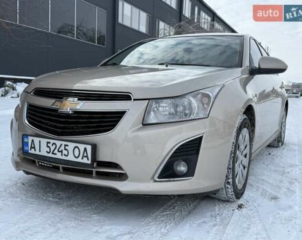 Бежевый Шевроле Круз, объемом двигателя 1.69 л и пробегом 217 тыс. км за 6900 $, фото 1 на Automoto.ua