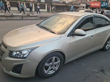 Шевроле Круз 2013 в Днепре (Днепропетровске) на Automoto.ua Бежевый Шевроле Круз, объемом двигателя 1.4 л и пробегом 267 тыс. км за 8500 $, фото 1 на Automoto.ua