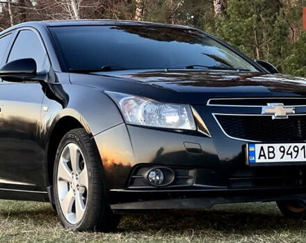 Черный Шевроле Круз, объемом двигателя 1.8 л и пробегом 195 тыс. км за 8200 $, фото 3 на Automoto.ua