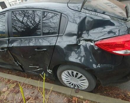 Черный Шевроле Круз, объемом двигателя 1.8 л и пробегом 83 тыс. км за 4500 $, фото 7 на Automoto.ua