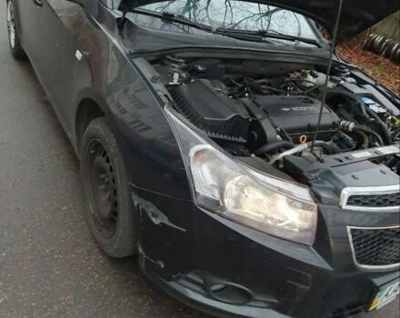 Черный Шевроле Круз, объемом двигателя 1.8 л и пробегом 83 тыс. км за 4500 $, фото 6 на Automoto.ua