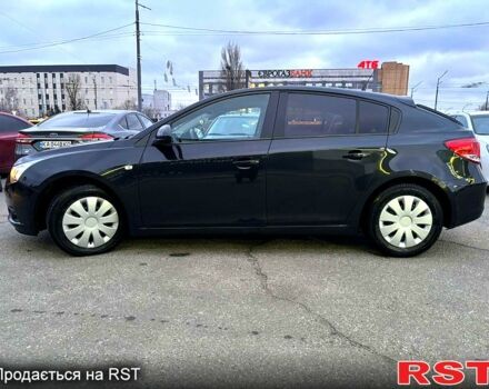 Черный Шевроле Круз, объемом двигателя 1.8 л и пробегом 173 тыс. км за 6700 $, фото 9 на Automoto.ua