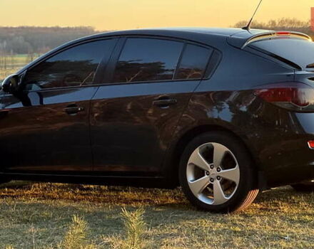 Черный Шевроле Круз, объемом двигателя 1.8 л и пробегом 195 тыс. км за 8200 $, фото 5 на Automoto.ua