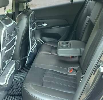 Черный Шевроле Круз, объемом двигателя 2 л и пробегом 148 тыс. км за 8500 $, фото 6 на Automoto.ua