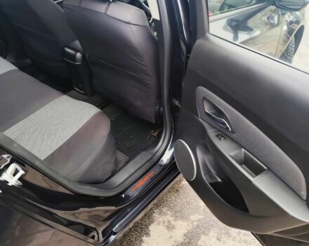 Черный Шевроле Круз, объемом двигателя 1.6 л и пробегом 268 тыс. км за 5450 $, фото 11 на Automoto.ua