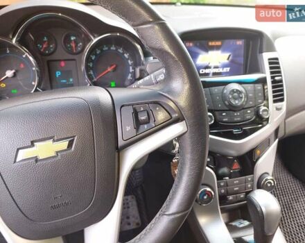 Черный Шевроле Круз, объемом двигателя 2 л и пробегом 149 тыс. км за 8700 $, фото 2 на Automoto.ua