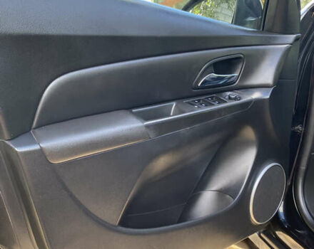 Черный Шевроле Круз, объемом двигателя 2 л и пробегом 192 тыс. км за 9500 $, фото 13 на Automoto.ua