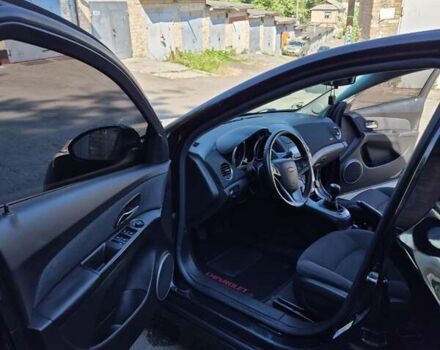 Черный Шевроле Круз, объемом двигателя 2 л и пробегом 250 тыс. км за 7400 $, фото 15 на Automoto.ua