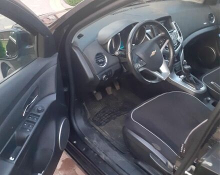 Черный Шевроле Круз, объемом двигателя 2 л и пробегом 228 тыс. км за 7200 $, фото 5 на Automoto.ua