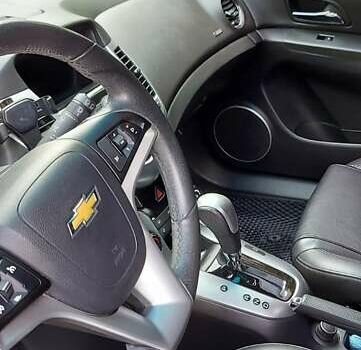 Черный Шевроле Круз, объемом двигателя 2 л и пробегом 149 тыс. км за 8700 $, фото 6 на Automoto.ua