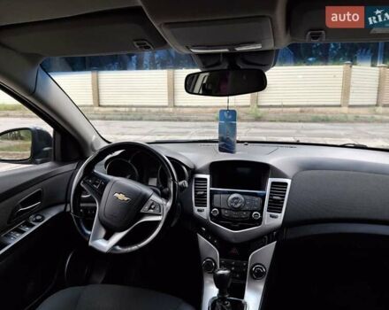 Черный Шевроле Круз, объемом двигателя 2 л и пробегом 212 тыс. км за 7000 $, фото 1 на Automoto.ua