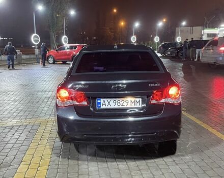 Черный Шевроле Круз, объемом двигателя 1.6 л и пробегом 168 тыс. км за 6800 $, фото 7 на Automoto.ua